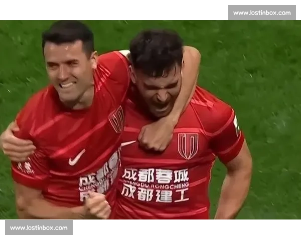 周定洋带古尔芬克尔解锁成都辣面,冰粉解麻直呼巴适! 周定洋带古尔芬克尔解锁成都辣面,冰粉解麻直呼巴适!