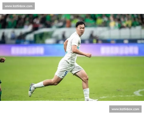 托马西造访浙江队 意甲传奇见证绿城青训力量