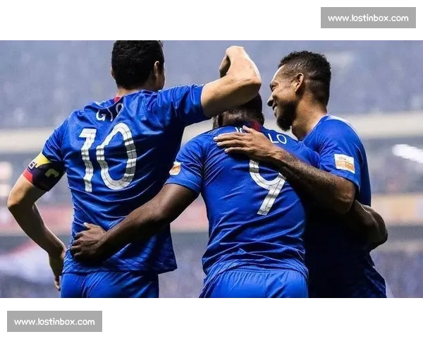 申花门将危机升级！薛庆浩四失球暴露青训断档，唐蒙支招卡恩式出击